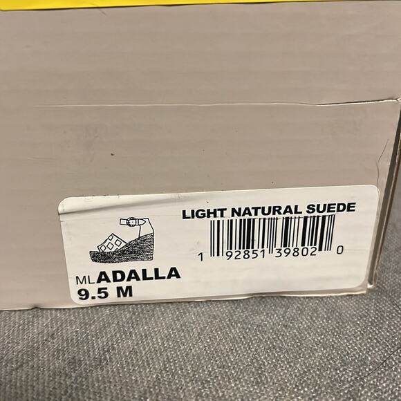 Marc Fisher Cream Espadrille Wedges - Picture 2 of 7